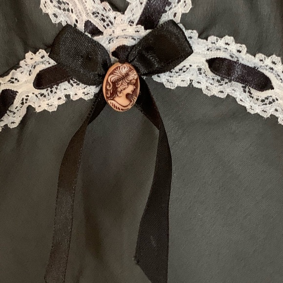 Little Girls Dress black&white size 7 **2/$25.00** - Picture 2 of 8